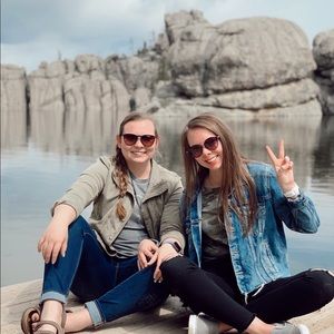 Meet your Posher, Sydney